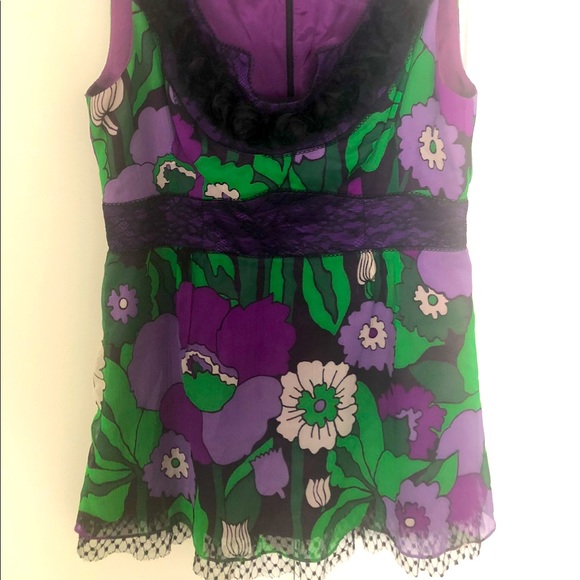 SILK DESIGNER TOP LIKE NEW - Picture 1 of 3